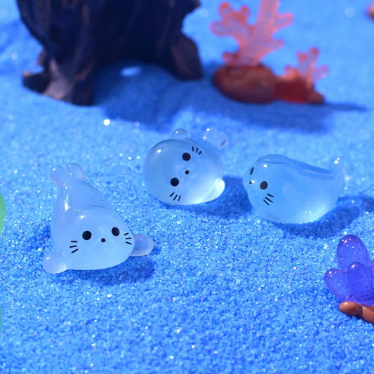 Kawaii Luminous Mini Seal Pup Figurines – Glow-In-The-Dark Marine Ornaments