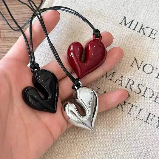 LATS New Heart Pendant Necklace – Stylish Accessory for All Genders